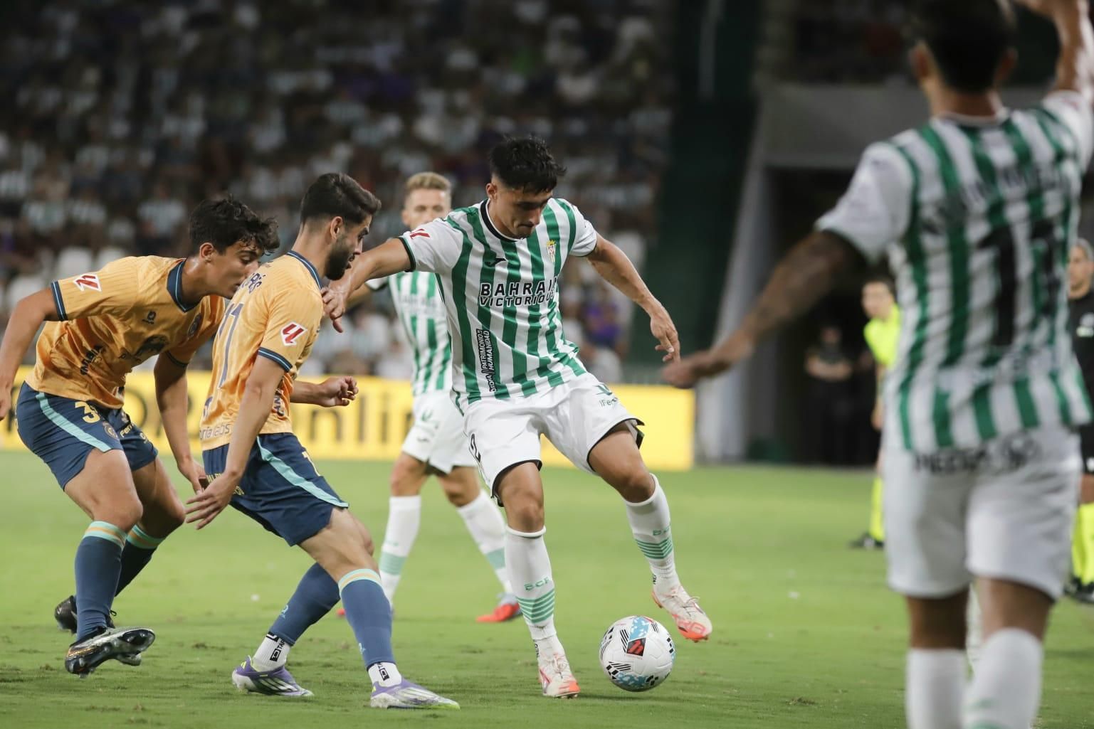 Córdoba CF-Racing de Santander | Las imágenes del partido de La Liga Hypermotion