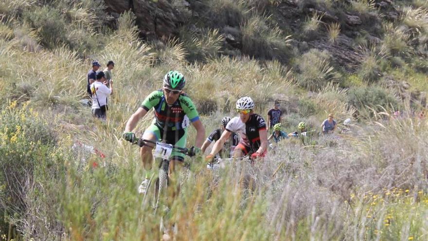 Las Crucecicas, el juez en Águilas