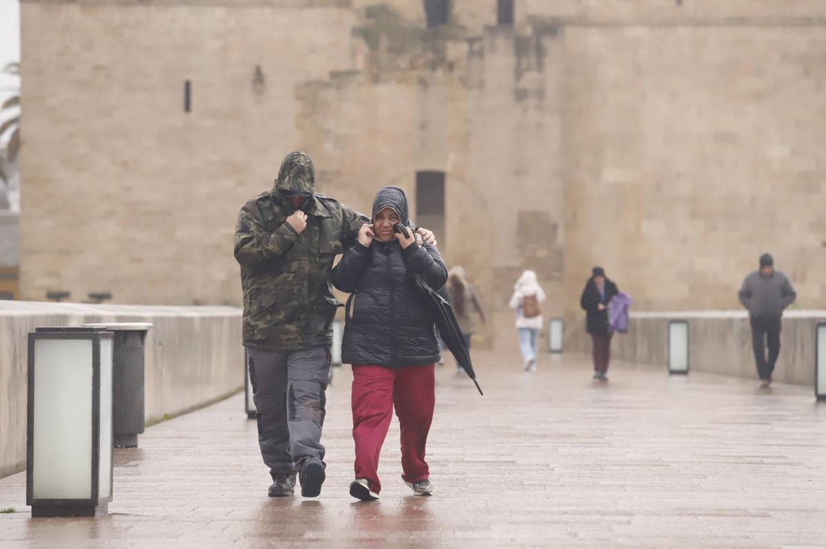 Paso de la borrasca Kristin durante el miércoles en Córdoba.