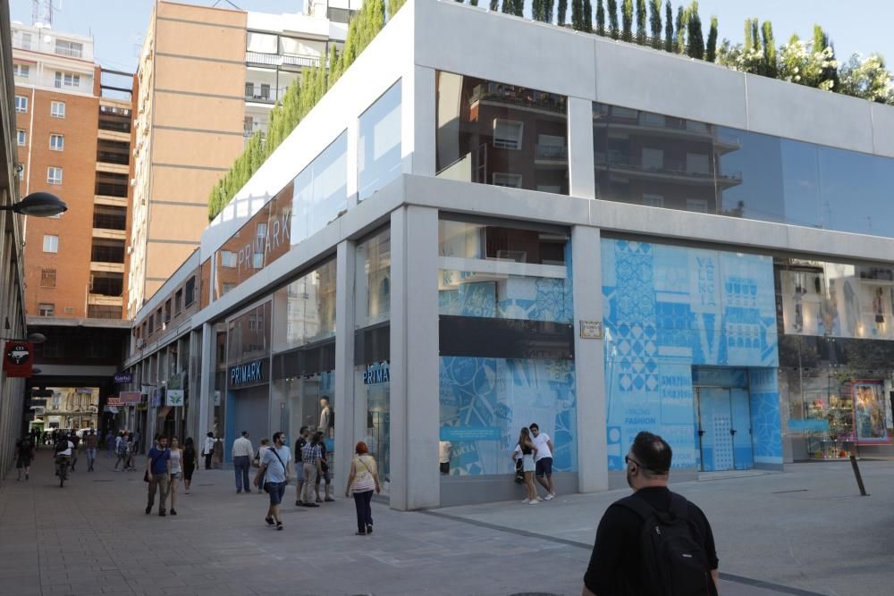 La plaza Aza y Primark revitalizan el pasaje Doctor Serra