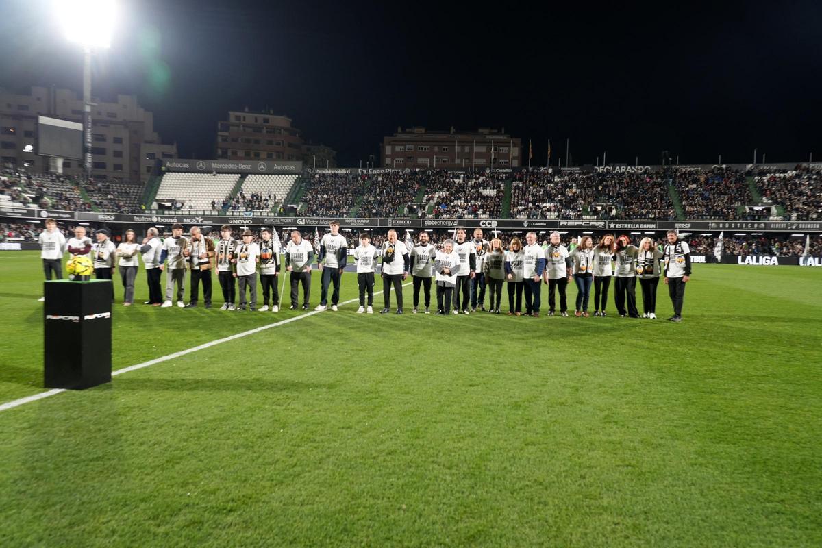 Galería | Las mejores imágenes de la afición y los homenajes del Castellón-Leganés