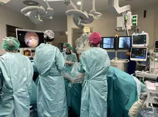 Realizan las primeras cirugías endoscópicas de columna lumbar