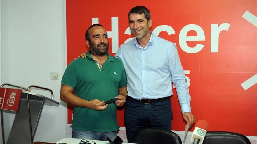 Morales resalta que David Núñez (PSOE) &quot;ha venido a renovar el partido&quot; en Plasencia