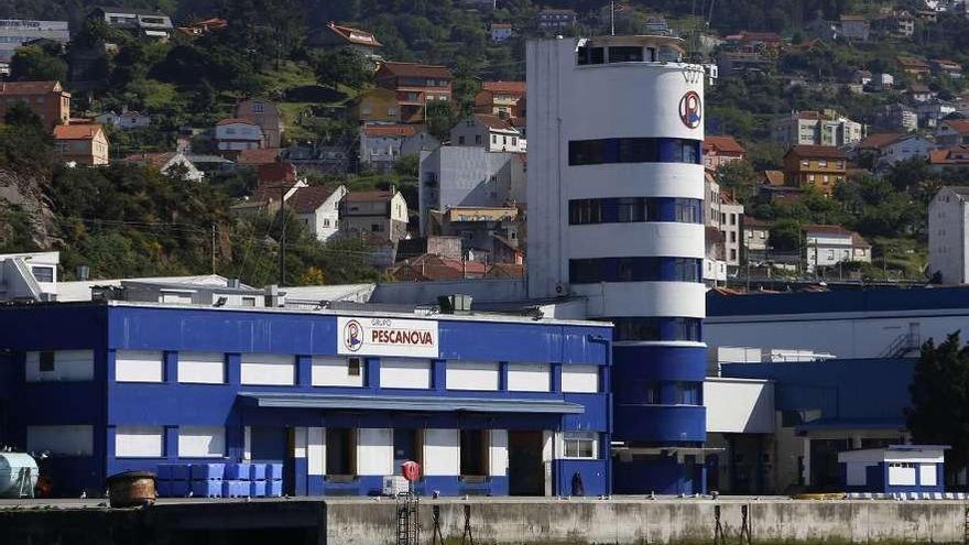 Exterior de las instalaciones de Pescanova en Chapela. // Ricardo Grobas