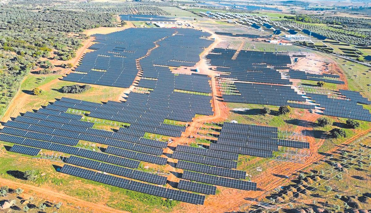 Enitec trabaja en proyectos como parques fotovoltaicos