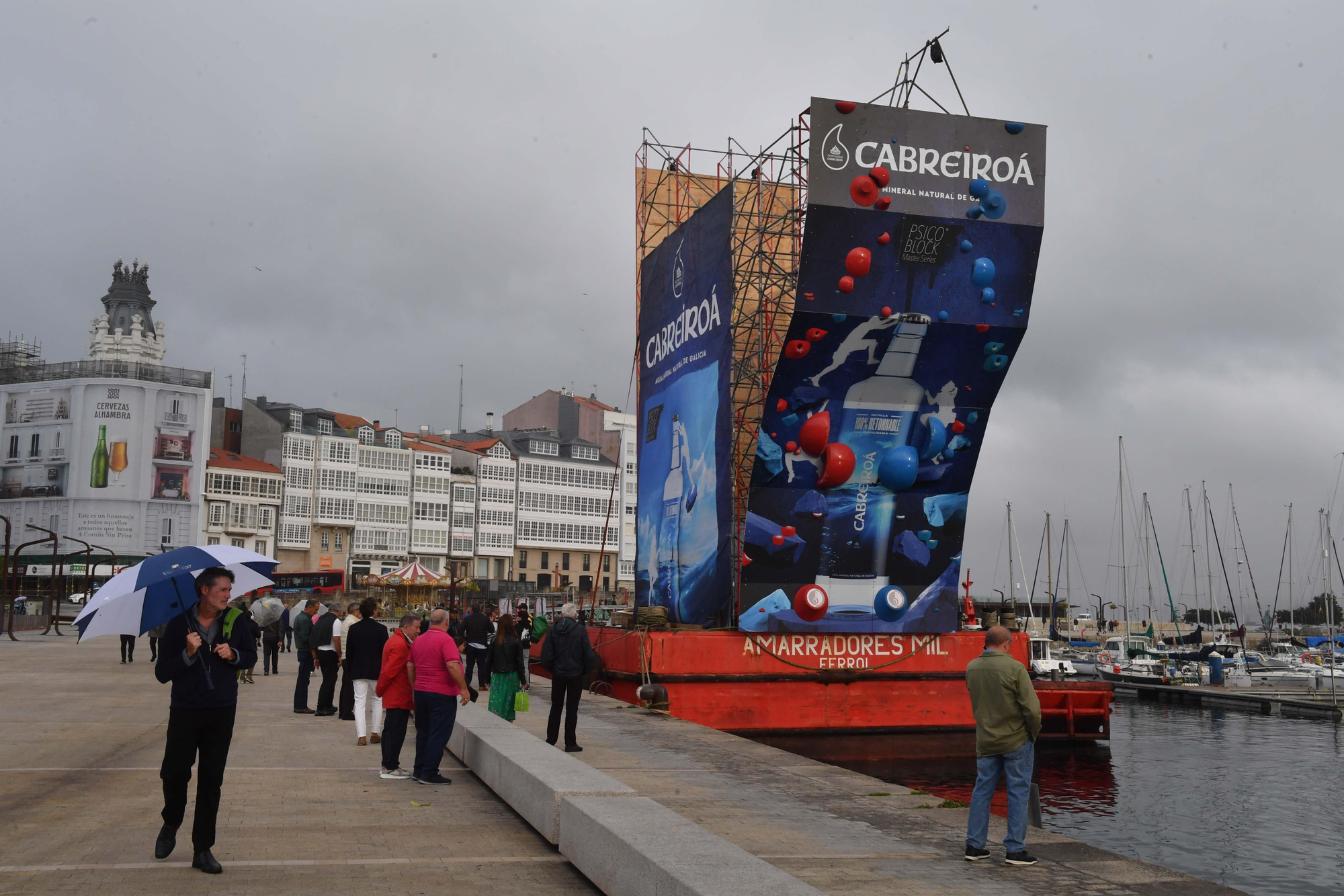 Montaje de Street Games A Coruña en O Parrote y la Marina