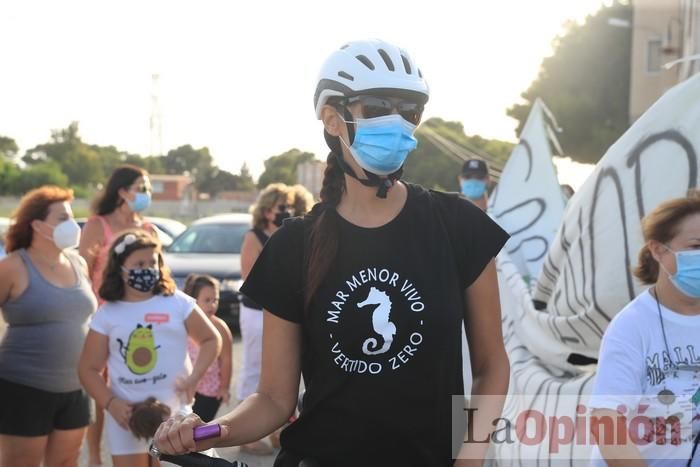 Protesta contra el estado del Mar Menor