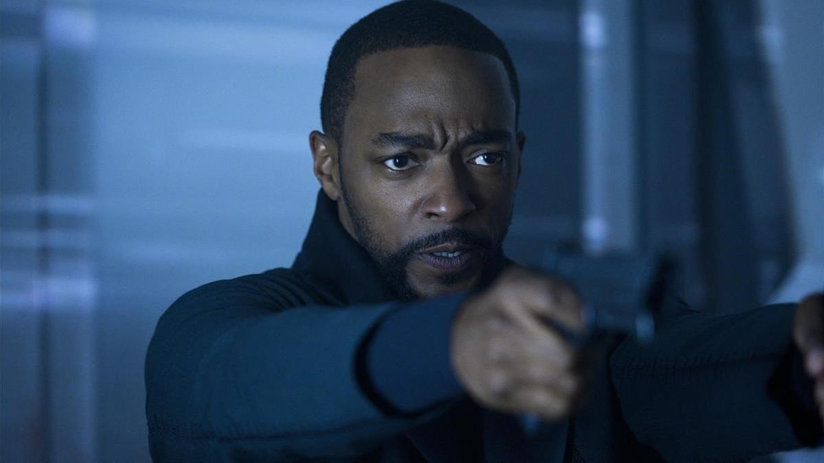 a nueva cara de Takeshi Kovacs (Anthony Mackie) en la segunda temporada de 'Altered Carbon'.