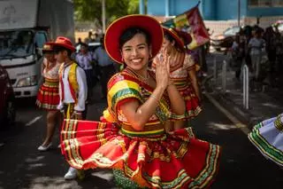 Fiesta de la virgen de Copacabana de la comunidad boliviana en Tenerife