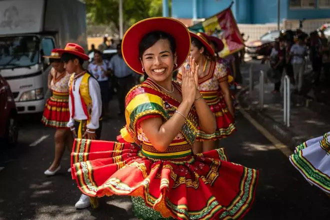 Fiesta de la virgen de Copacabana de la comunidad boliviana en Tenerife
