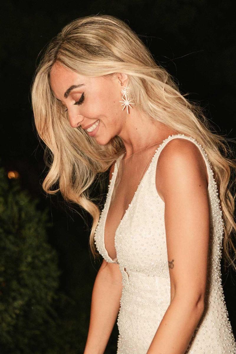 Detalles del segundo vestido de novia de Loreto Sesma, firmado por Atelier Pronovias