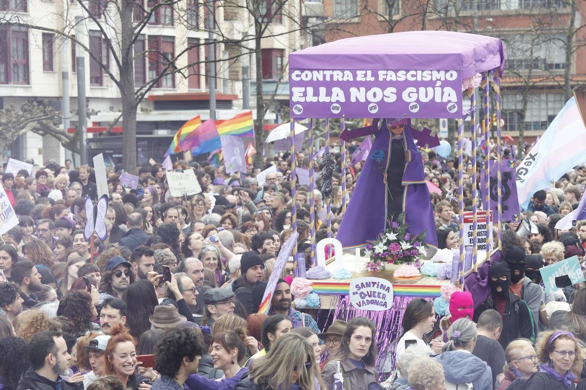 La Santina Queervadonga