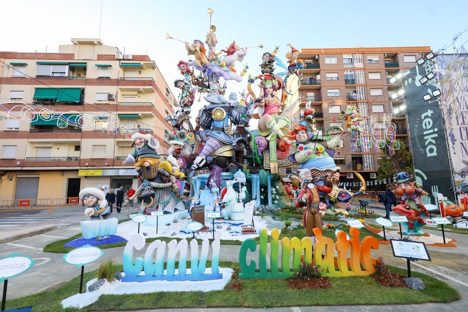 Falla Monestir de Poblet-Aparicio Albiñana