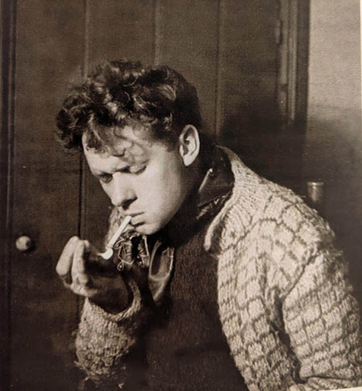 El poeta galés Dylan Thomas.