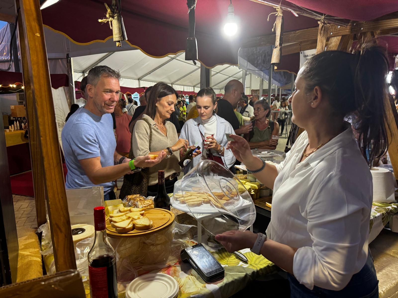 Zuheros abre su Fiesta del Queso