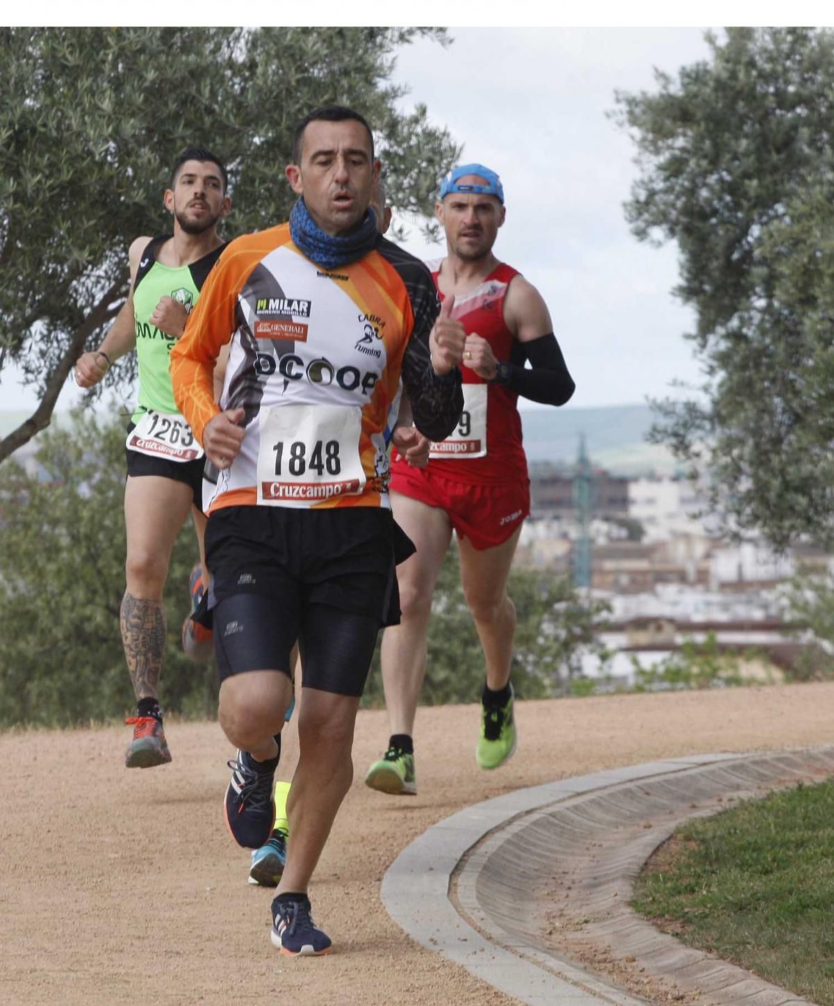 Triunfo para Miguel Espinosa y Marina Romero en el cross de la Asomadilla