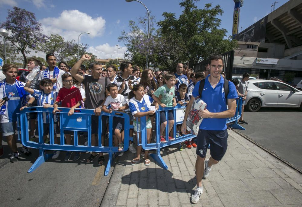 Despedida del Hércules hacia Cádiz