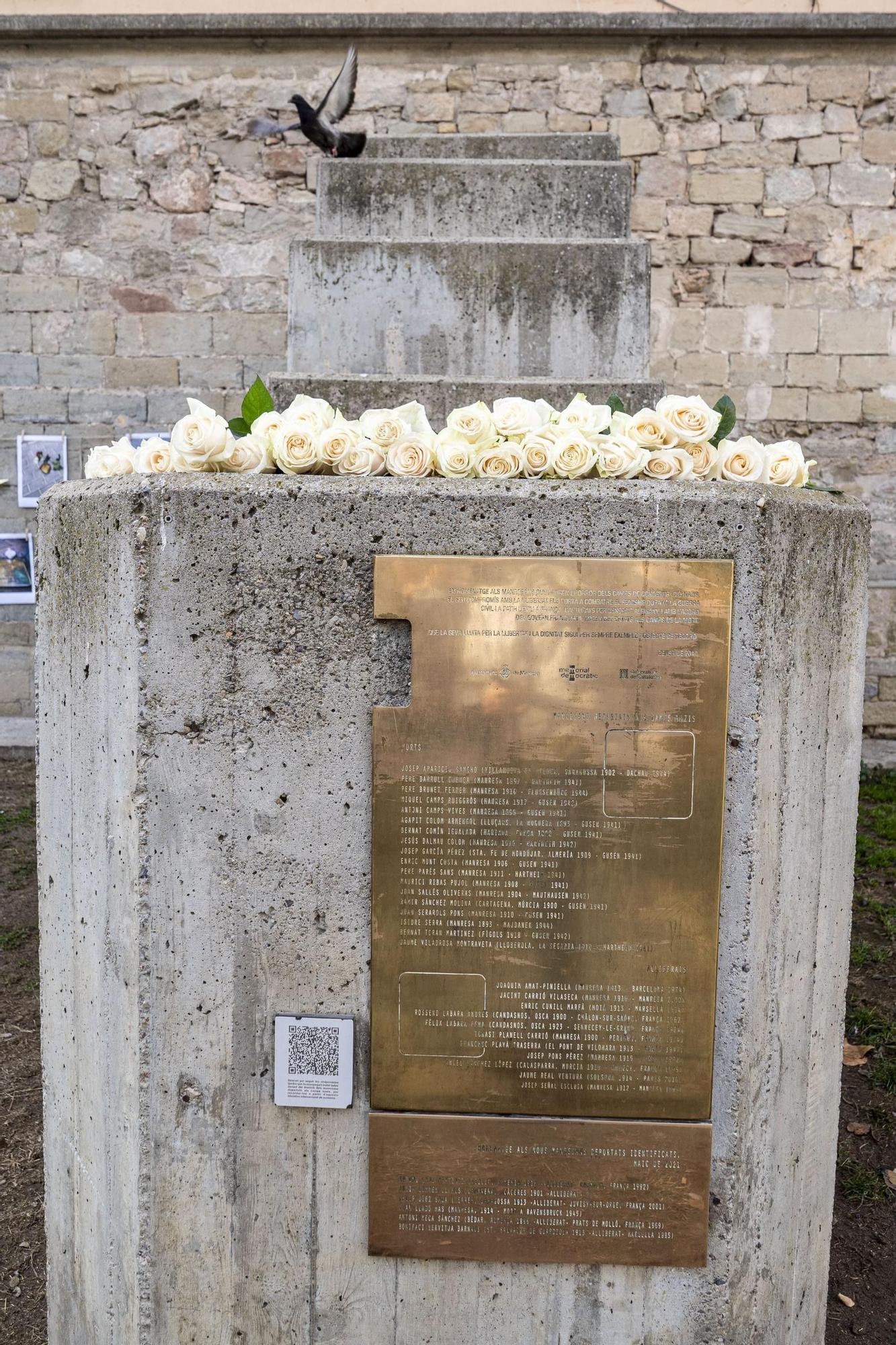 Així ha estat l'homenatge a la víctimes de l'Holocaust a Manresa