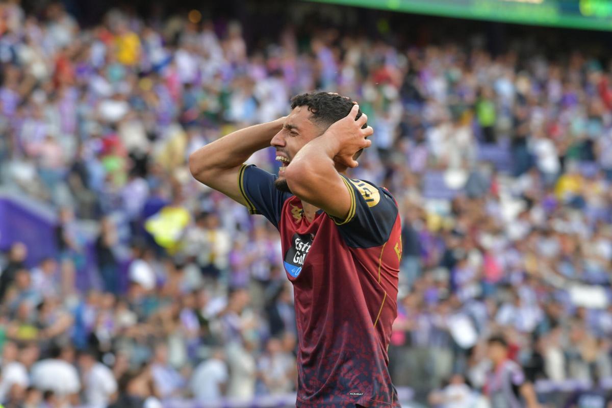La celebración en el estadio José Zorrilla: Zaka llorando emocionado