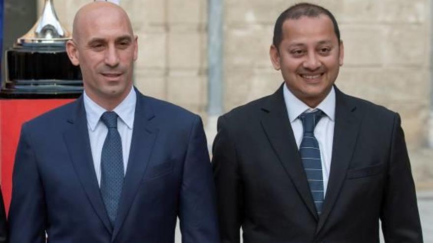 Luis Rubiales y Anil Murthy, antes de la final.