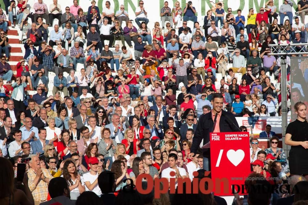 Pedro Sánchez en un acto de campaña del PSOE en Calasparra