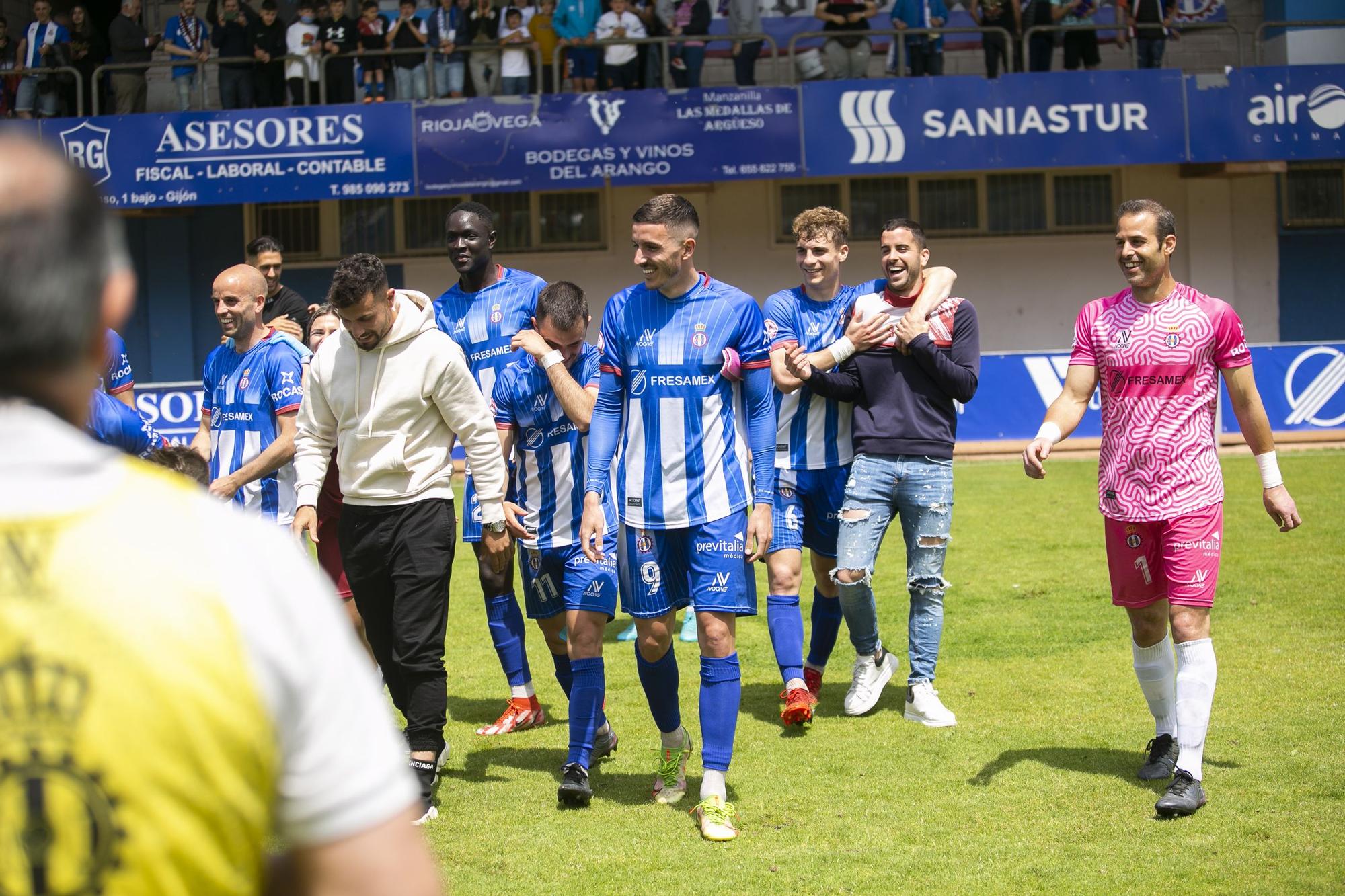 EN IMÁGENES: Así fue el empate entre el Real Avilés y el Arenteiro