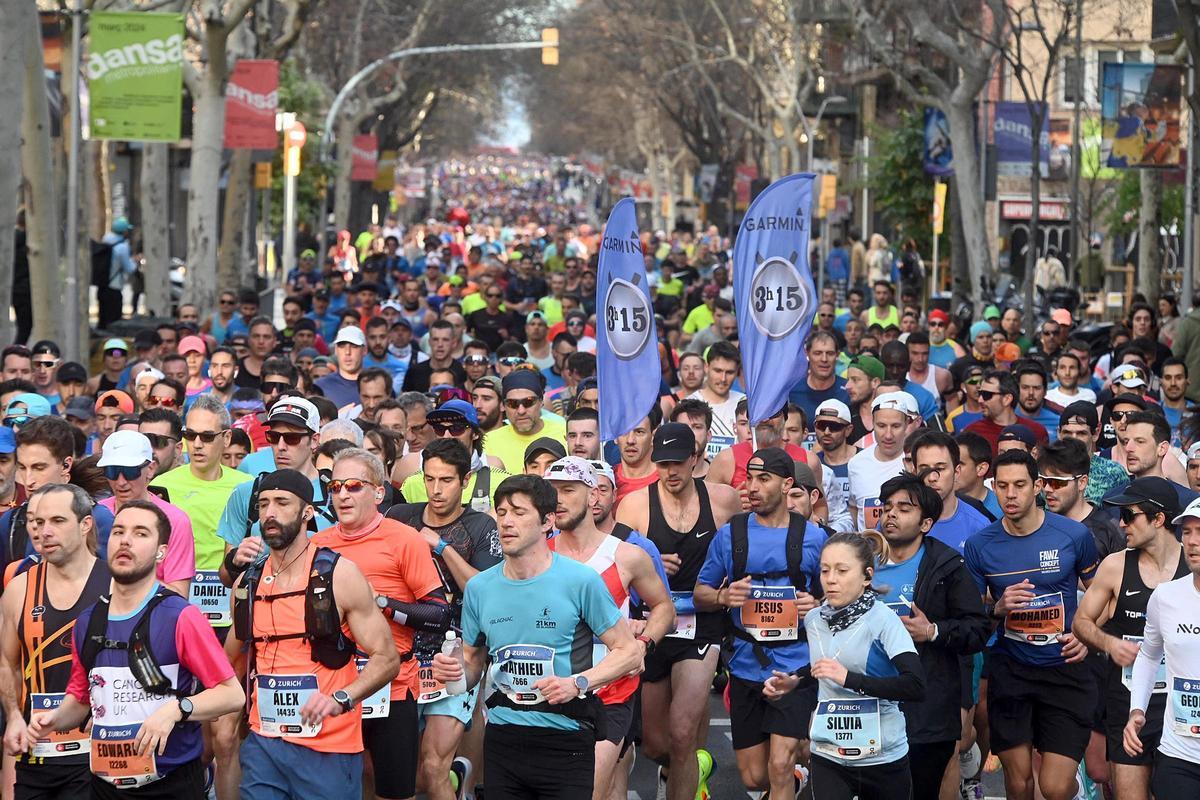 ¿Has participado en la Marató de Barcelona 2024? ¡Búscate en las fotos¡