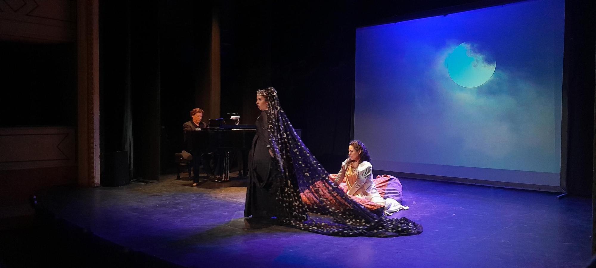 GALERÍA | Representación de "La flauta mágica", de Mozart, en el teatro Latorre de Toro