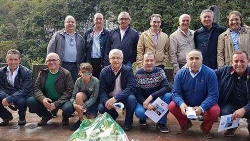 Miembros del coro &quot;Gabiana&quot;, en Covadonga.