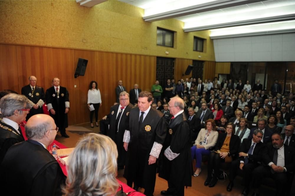 Toma de posesión de Miguel Ángel Larrosa