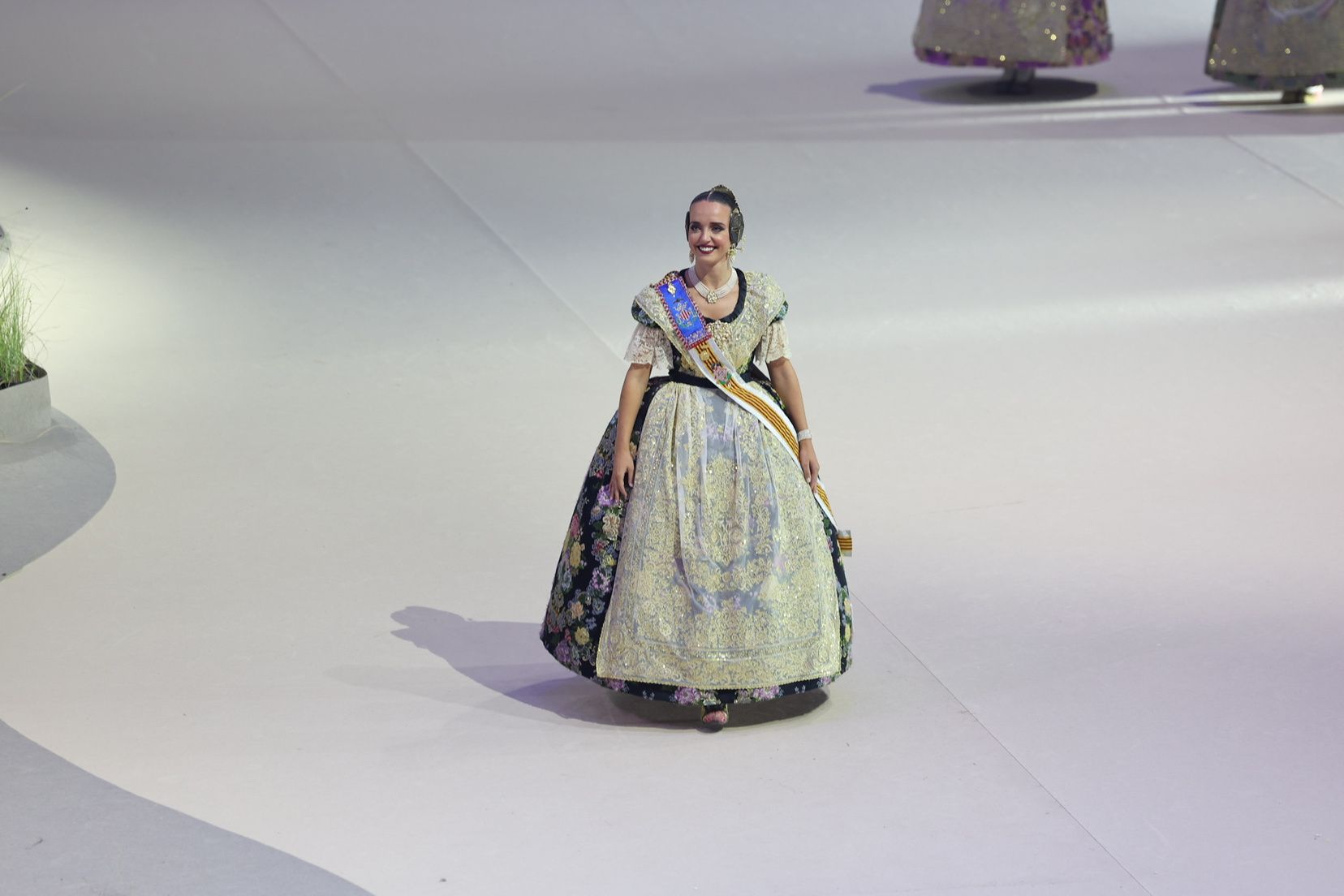 Berta Peiró y Lucía García dicen adiós a su año como falleras mayores de València 2025