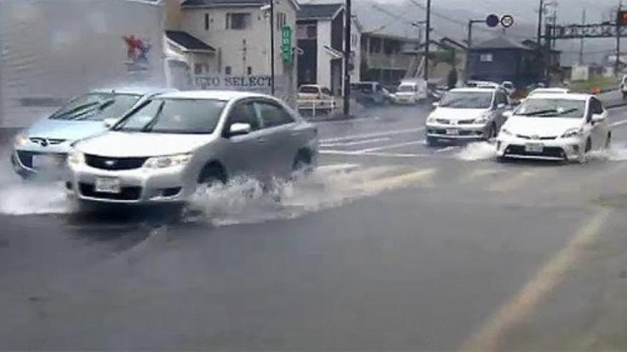 Un tifón azota el este de Japón