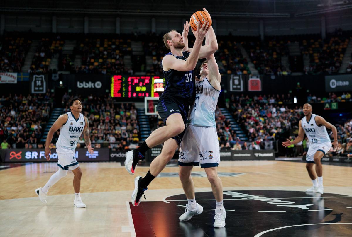 Totes les fotos del Surne Bilbao Basket-Baxi Manresa disputat a Miribilla Totes les fotos del Surne Bilbao Basket-Baxi Manresa disputat a Miribilla