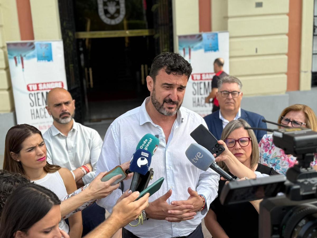 El portavoz del PSOE, Ginés Ruiz Maciá, pidió la dimisión de Guillén este jueves.
