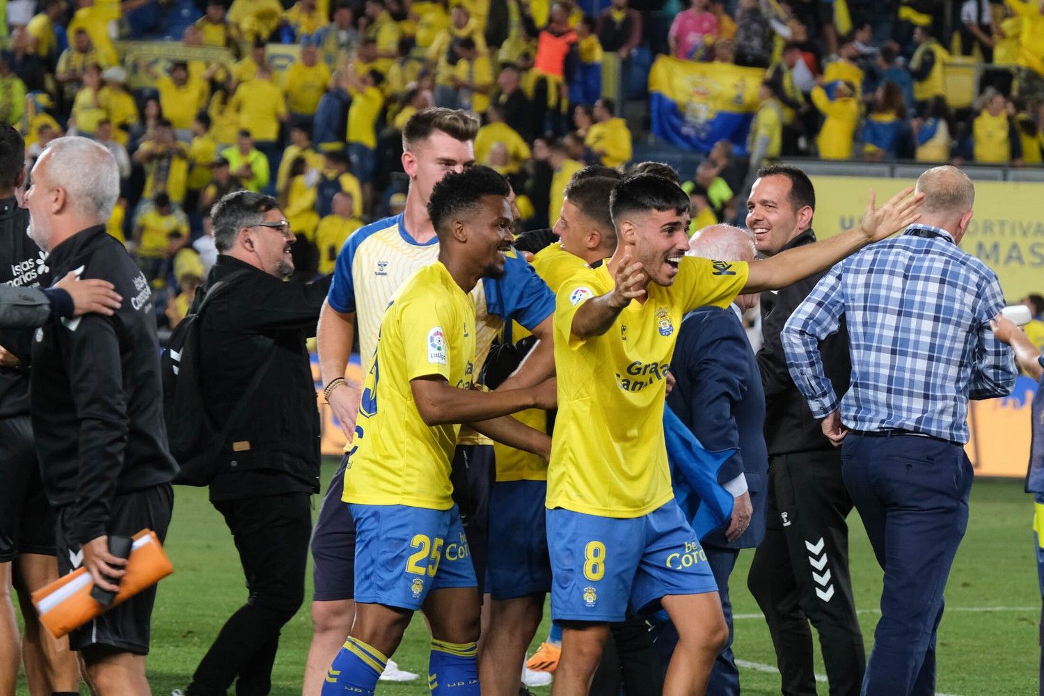 Ascenso de la UD Las Palmas, la celebración en el Estadio de Gran Canaria