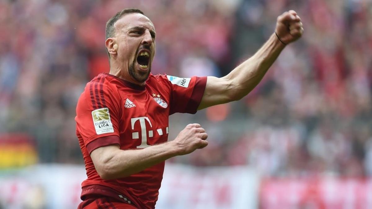 Ribéry celebra con rabia el gran gol ante el Eintracht de Fráncfort