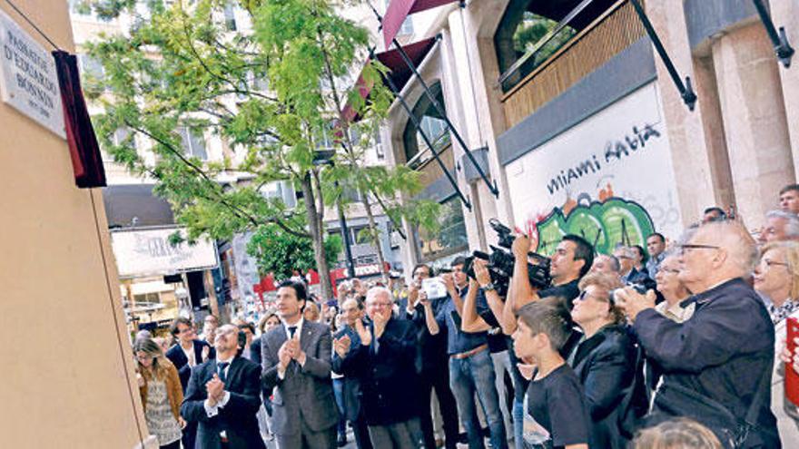 Inauguran un pasaje en honor a Eduardo Bonnín