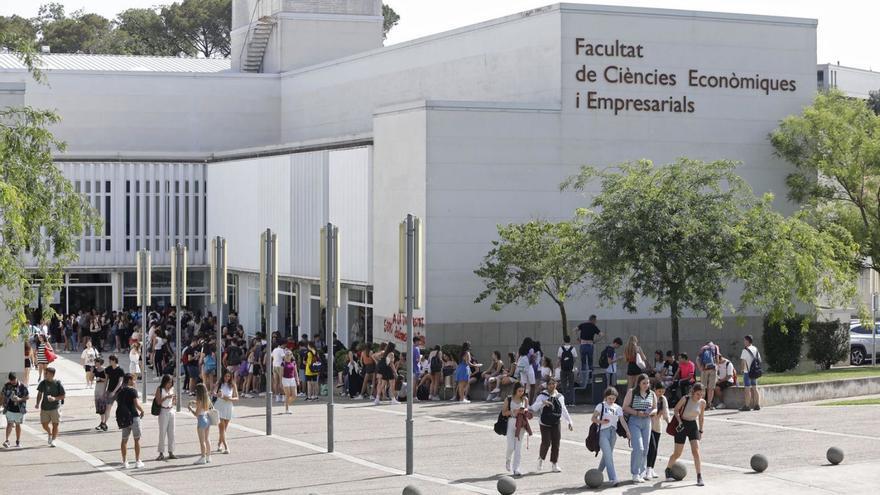 La Facultat de Ciències i Empresarials de la UdG, al Campus de Montilivi. | ANIOL RESCLOSA