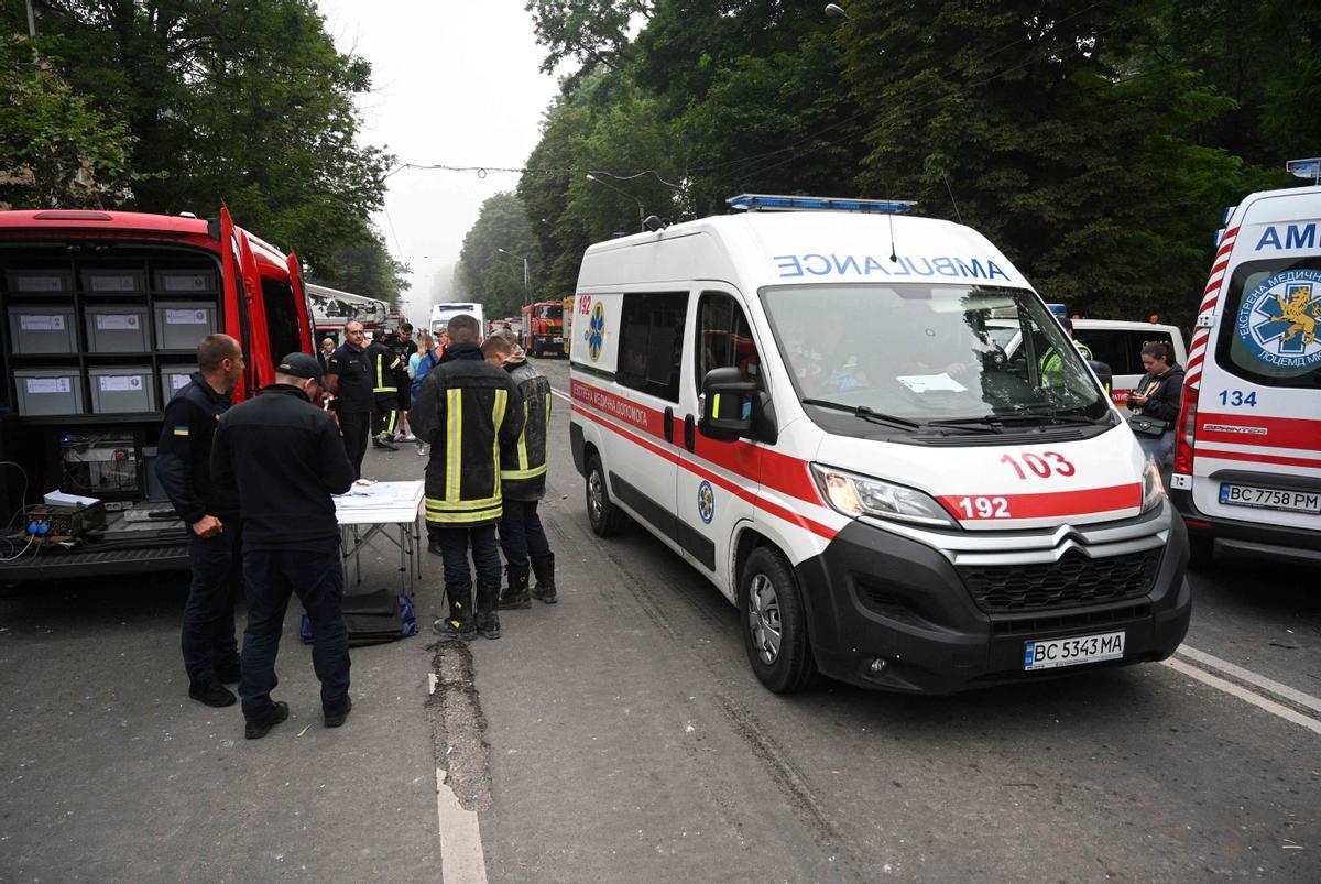 Un ataque ruso con misiles en Lviv deja cuatro muertos