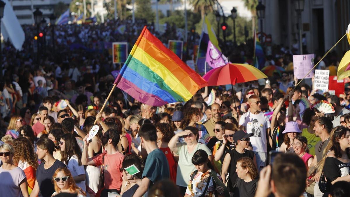 Manifestación del orgullo LGTBIQ+ en València