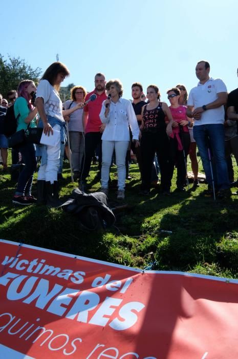 Homenaje a las víctimas del Pozo Funeres