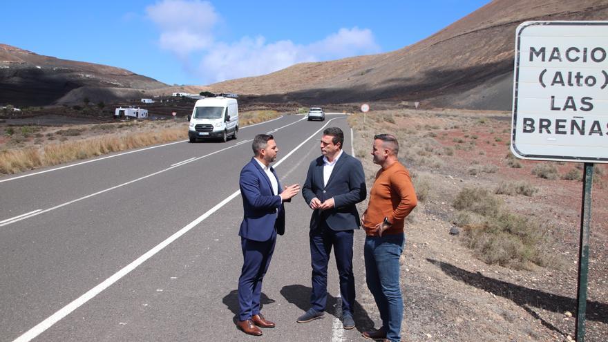 El Cabildo de Lanzarote renovará el asfalto de la carretera entre Maciot y Playa Blanca para hacerla más segura