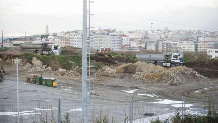 Obras en los campos de fútbol de Visma, el pasado 15 de diciembre.