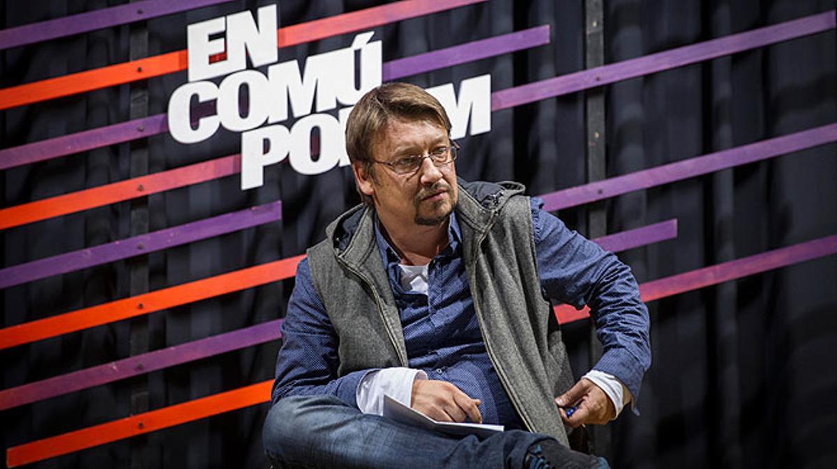 Xavier Domènech, líder d’En Comú Podem, demana al PSC que no sigui el partit de Susana Díaz i que se sumi al dret a decidir.