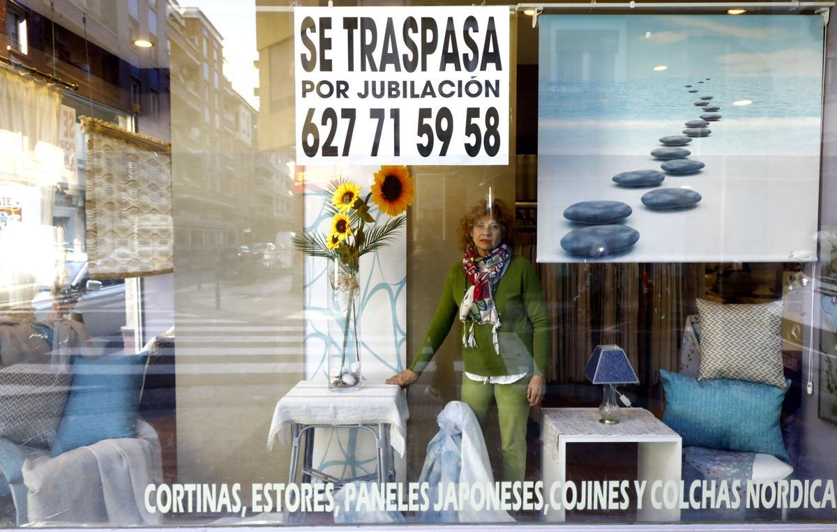 Reportaje traspaso de negocio por jubilación (Montiel Decor)