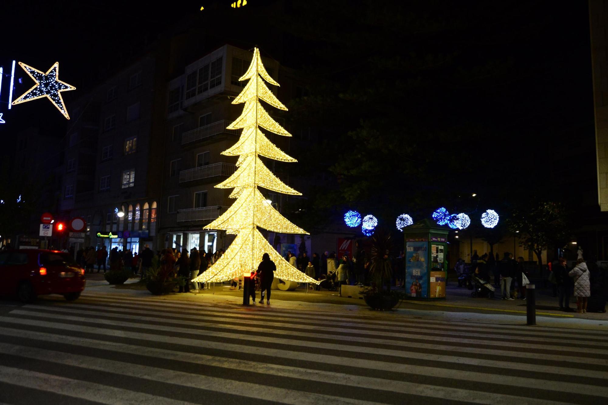 Cangas ya respira Navidad