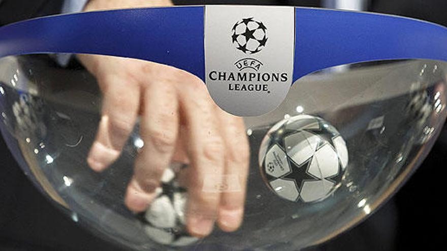 Bombos del sorteo de la Champions 2015.