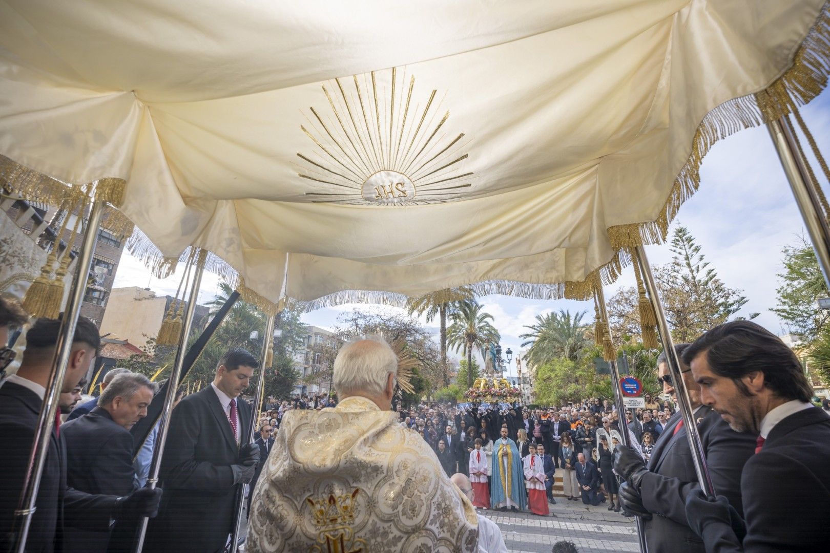 Las imágenes de la procesión del Encuentro del Domingo de Resurrección en Torrevieja