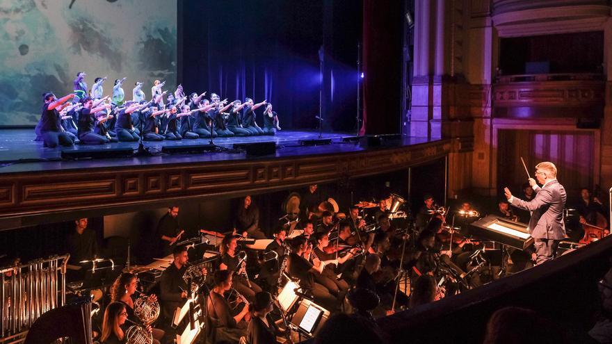 Barrios Orquestados celebra su décimo aniversario con el musical &#039;Casamundo, entre el mar y la folía&#039;