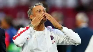 Ni el eclipse ni Emery dejan sin luz a Luis Enrique: el PSG, de nuevo supercampeón continental